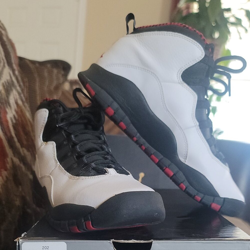 Jordan Retro 10